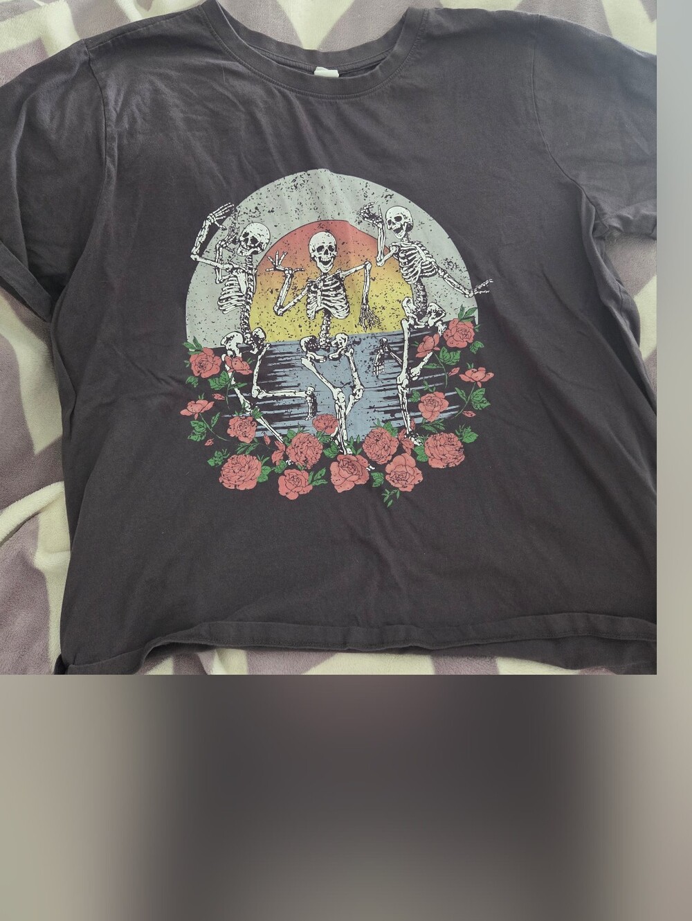 Vibe Graphic Tee